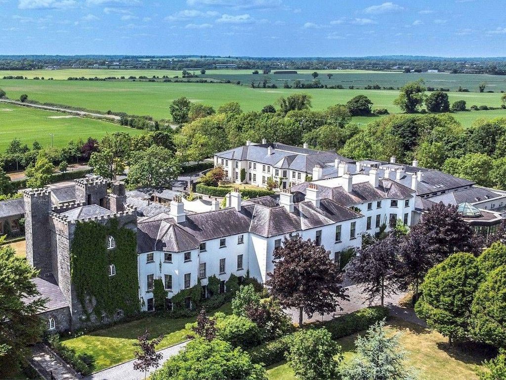 Osprey Hotel-Punchestown Festival