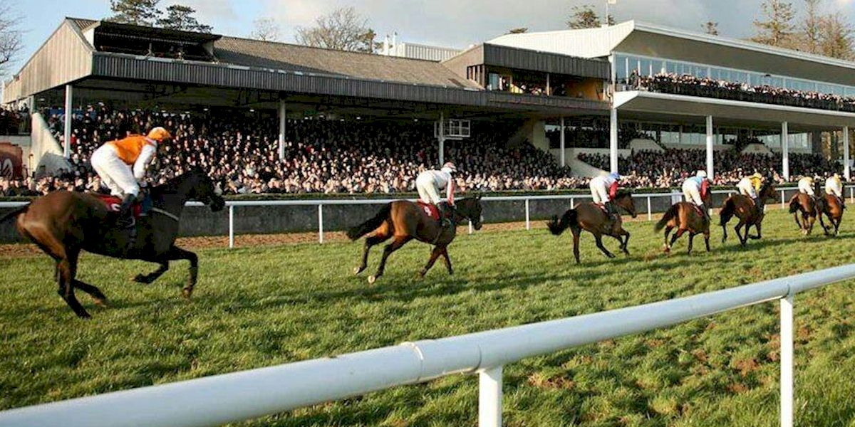 Dublin Racing Festival with Race and Stay