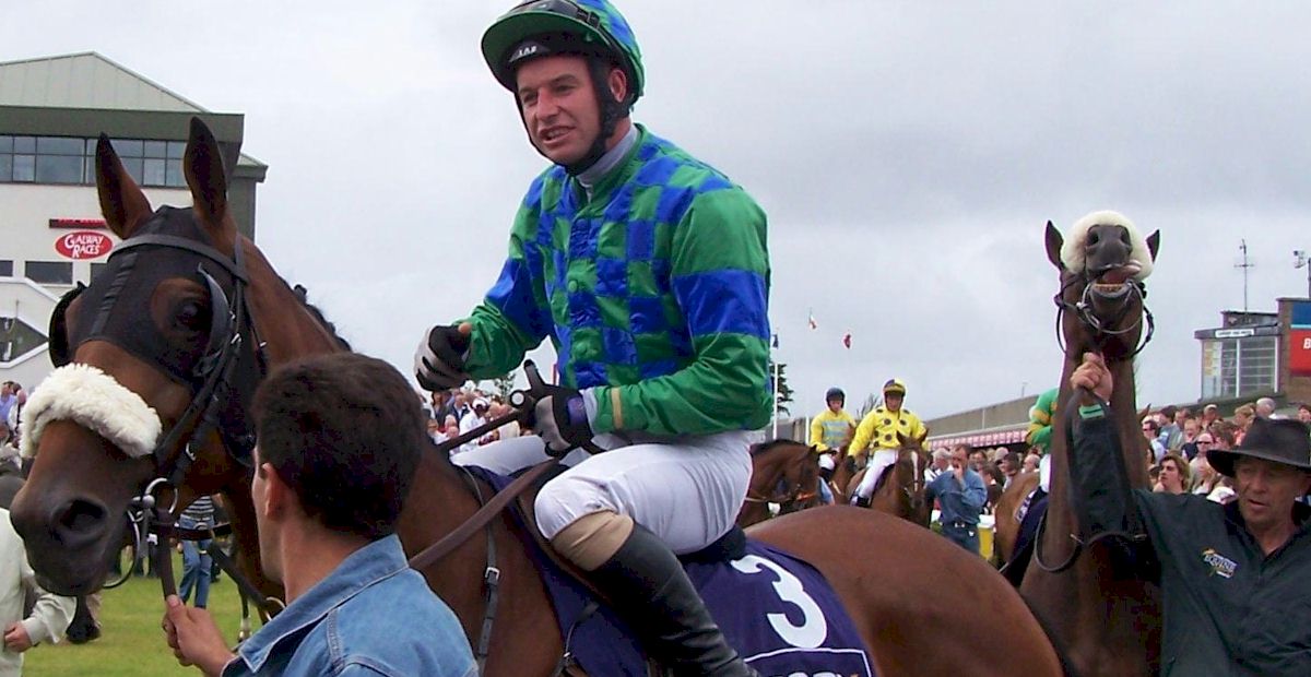 Galway Festival with Race and Stay