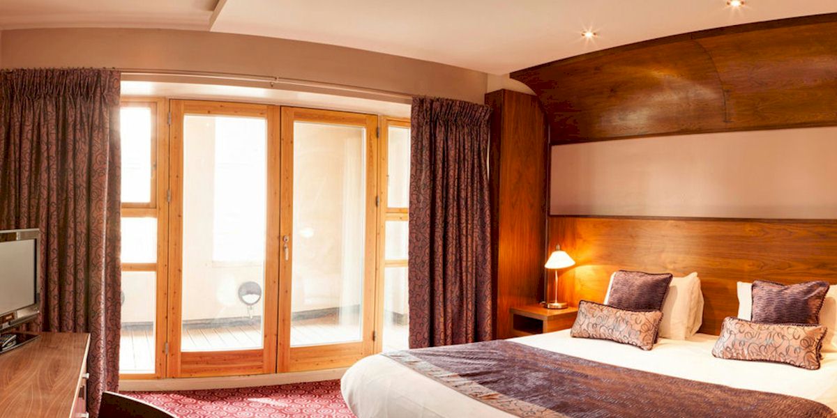 Irish Champions Festival with Race and Stay